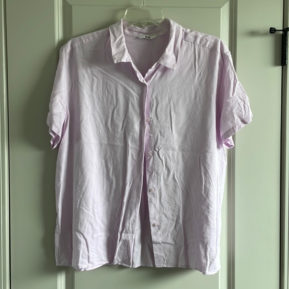 Light Lavender/Pink Women’s Short sleeve button up